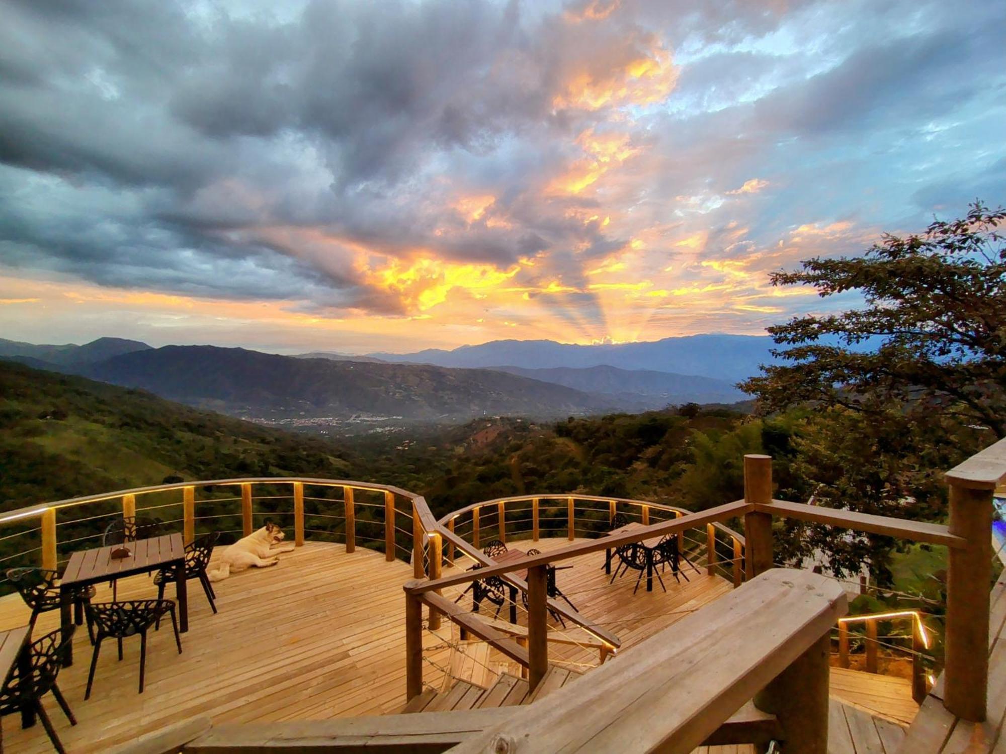 Nalua Glamping Y Hotel San Jerónimo Exterior foto